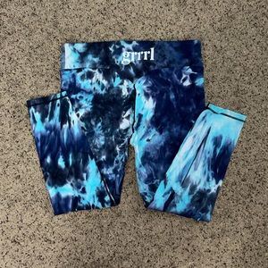 Grrrl squat proof leggings